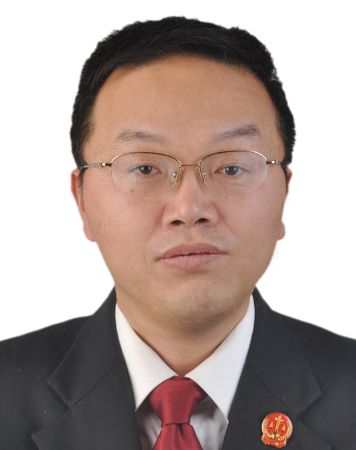 杨德山