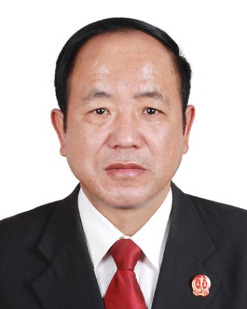 闫伟